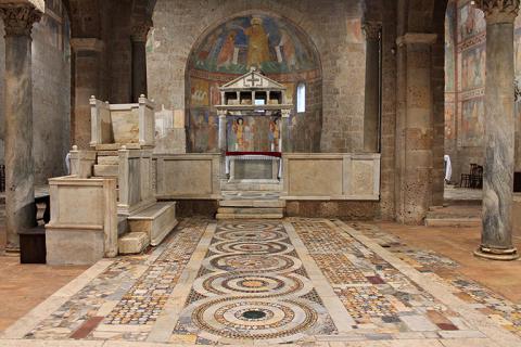 Interno della Basilica di Sant’Elia